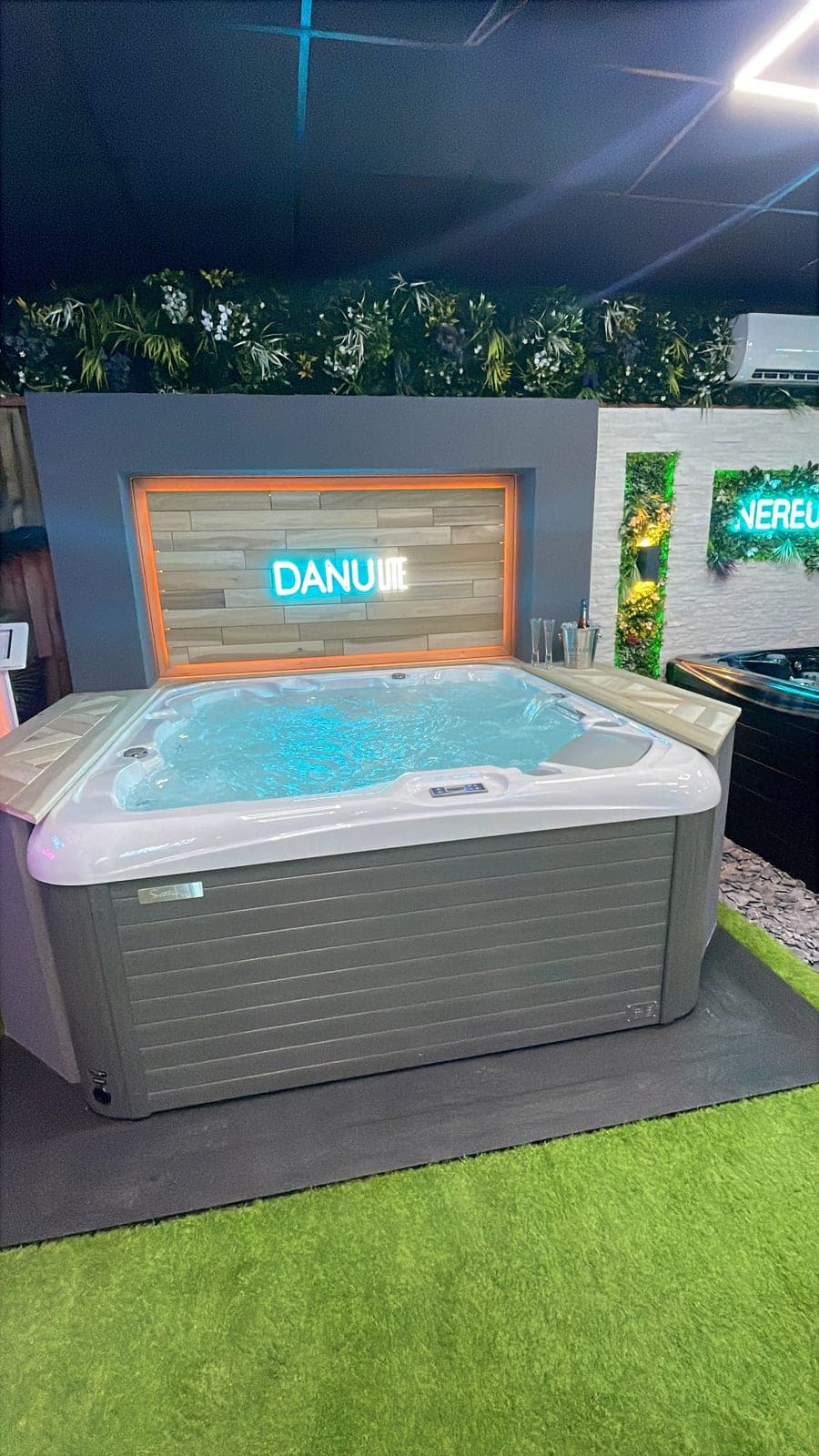 PentadOne hot tub — photo 18